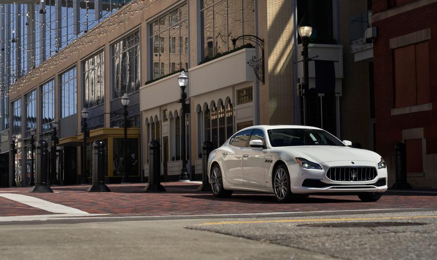  Maserati Quattroporte S Q4 GranLusso (M156) 2017 года  (NA) (фото 7 из 25)